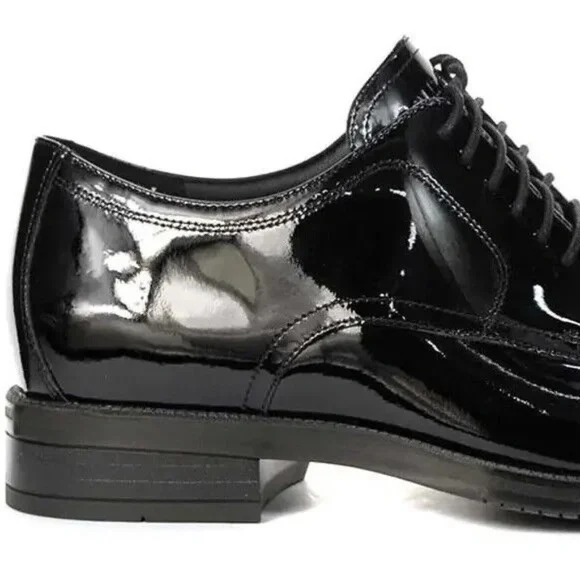 COLE HAAN Modern Essentials Black Patent Leather Cap Toe Oxfords C38309